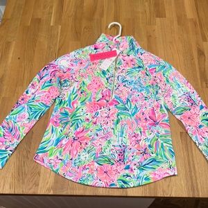Lilly Pulitzer UPF 50+ Skipper Popover. Small.